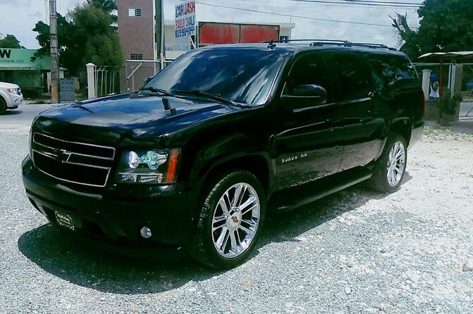 VIP Luxury Service Airport PUJ to Hotels in Dominican Republic. - The Ride Itself: A/C Comfort, Clean Vehicles, and Driver Style