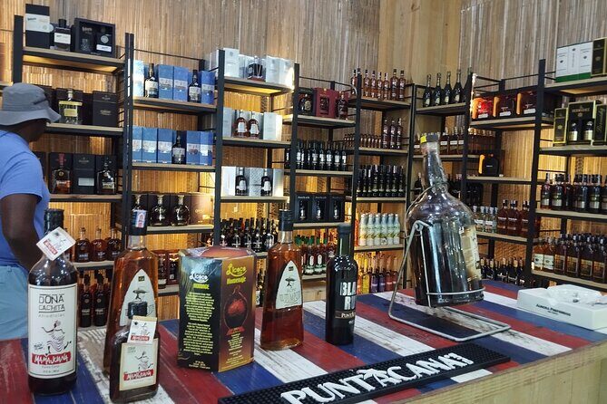 World Mart Souvenirs Store - Guided Tour - Clothes, Hair, and the One Detail I Wouldn’t Ignore